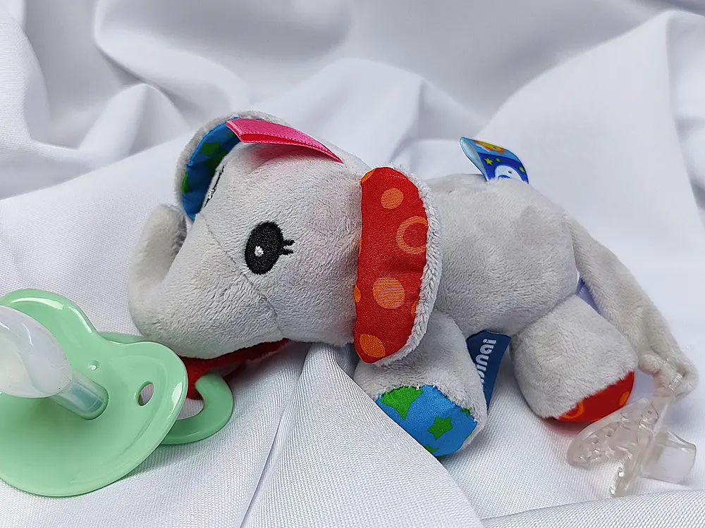 Игрушка-держатель для соски (6/9)